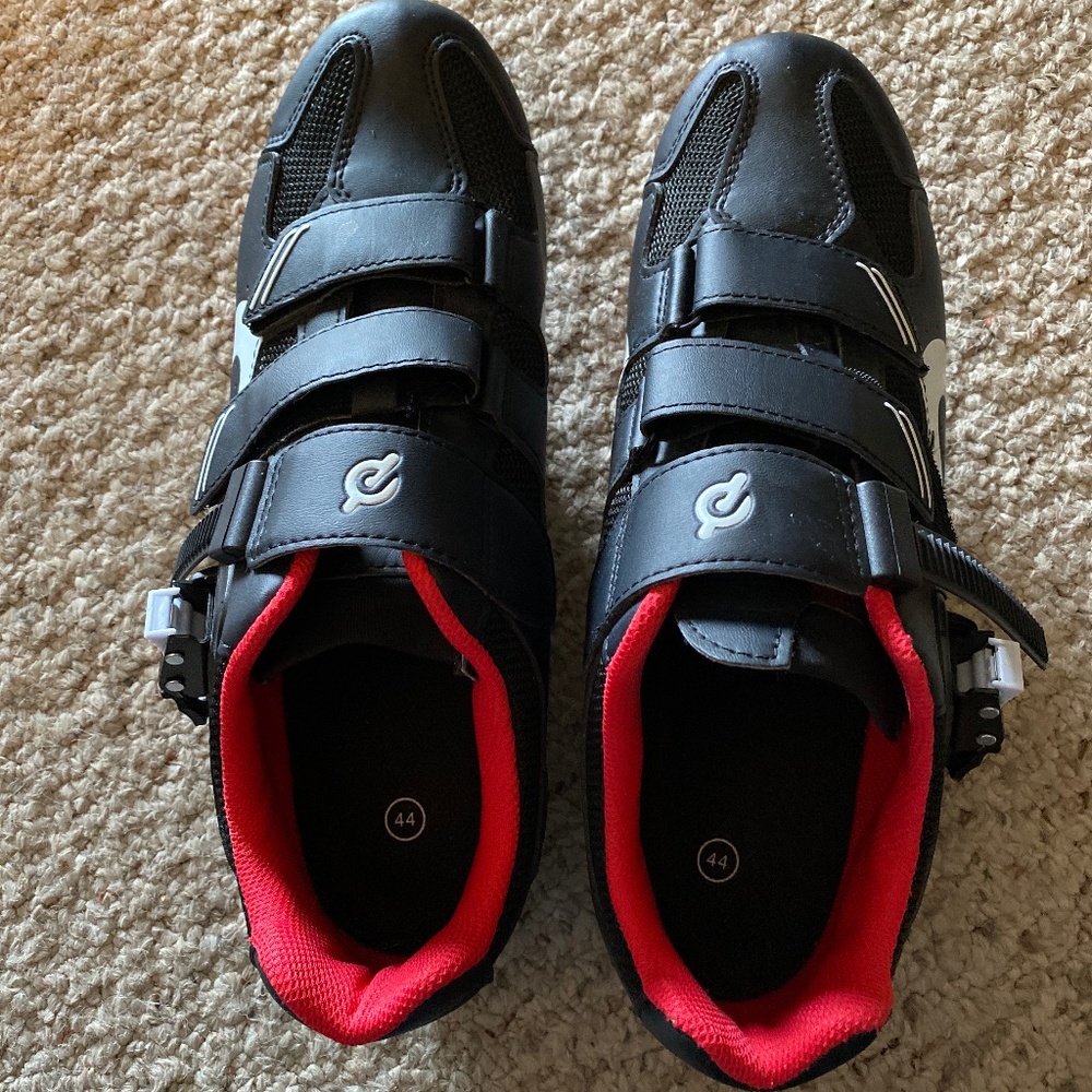 Peloton Bike Shows with cleats